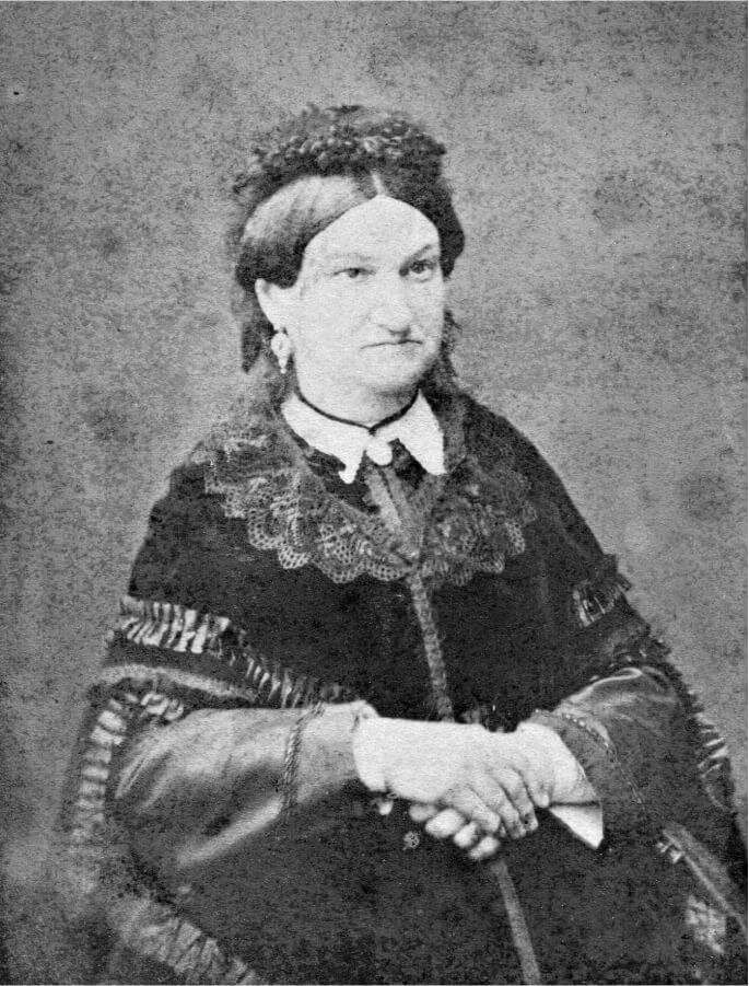 Елена Алексеевна Каретникова-Толпыго — мама Пржевальского. Смоленск, 1870 г.